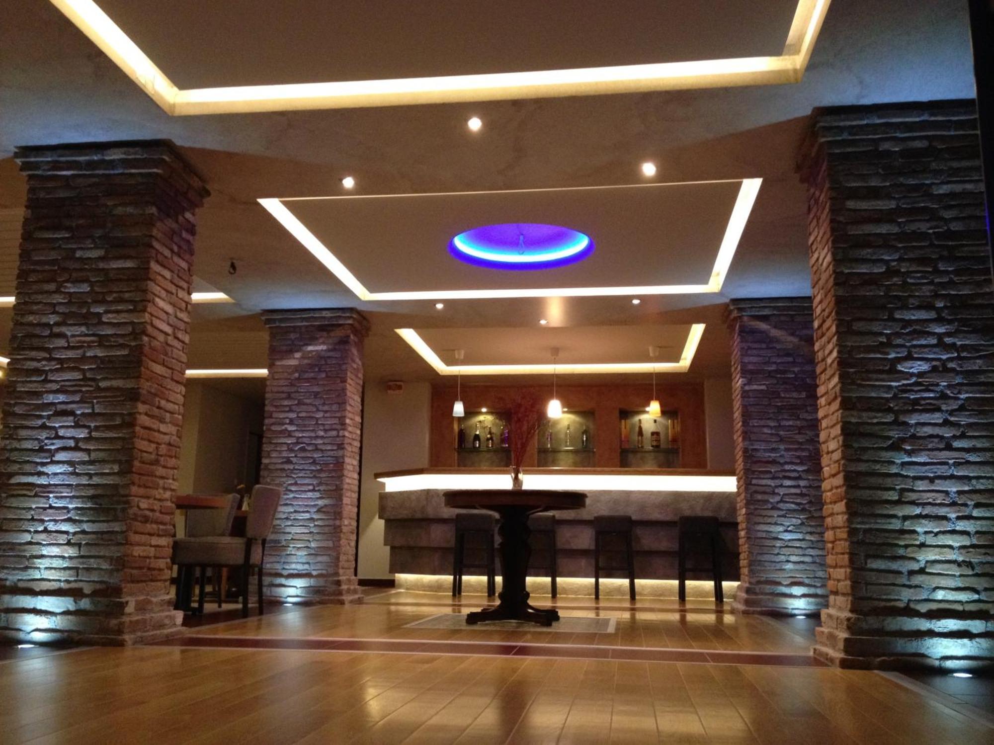 Souris Hotel Roviés Eksteriør bilde